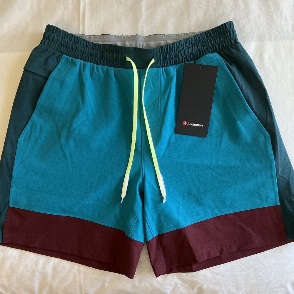 Lululemon Men's swim shorts size M